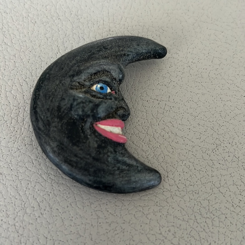 Happy moon pin